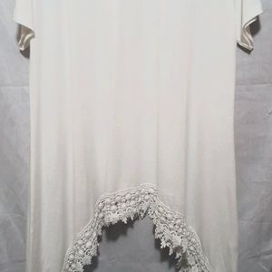 NWT white cotton sharkbite crochet hem tunic top
